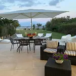 Villa sulla spiaggia tra Catania e Siracusa