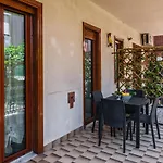 Lemon Tree Apartments By Wonderful Italy