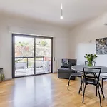 Arenella Elegant Apartment With Private Parking