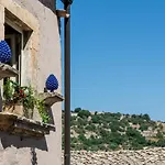 A Timpa Ro Nannu 20, Holiday Home In Center Ragusa Ibla