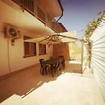 Kalos B&B