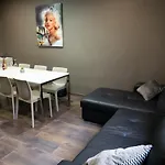 Marilyn'S Guest House