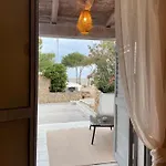 B H Lampedusa