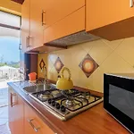 La Casa Arancione