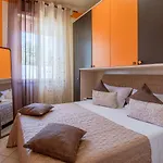 La Casa Arancione