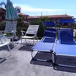 Ai Tre Archi Di Tagliaborse