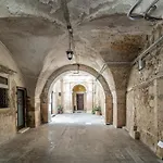 Lovely Studio In The Historic Center Of Ortigia