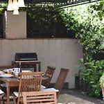 Villa Con Fascino Antico E Comfort Moderno