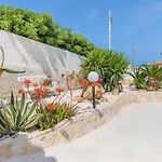 La Casa Arancione