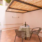 Carrettieri 9 Apartment