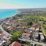 House Cecilia - Fronte Mare