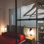 Za House