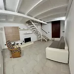 Gioi House