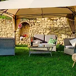 Villa Lenzo