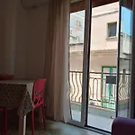 Casa Costanza