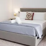 Naxos Home Holiday