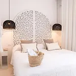Amare Luxury Apartment
