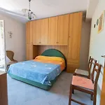 Villino Con Giardino Terrazzo E Parcheggio Privato