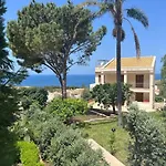 Stanza Privata Villa Aileen