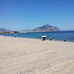 Case Oliva, Stanza Con Bagno Privato E Ingresso Indipendente