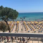 Rocca Mondello Rooms, Beach And Sea