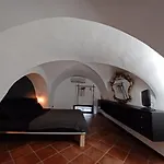 Grotte Bianche House