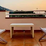 Sunseason - Panoramic Apartment View
