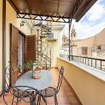 Luminos Vucciria Apartment