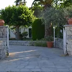 Casa Degli Avi Don Neli, Immersa Nella Natura