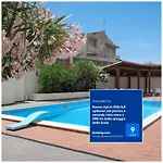 Nuovo Apt In Villa Full Optional Con Piscina E Veranda Vista Mare A 500 Mt Dalla Spiaggia Della Scala