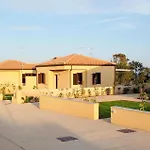 Nice Home In Marina Di Modica With Wifi