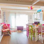 Gorgeous Apartment In Donnalucata With Kitchen