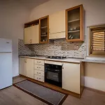 Casa Vacanza La Finestra Sul Porto