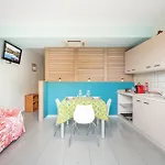Cozy Apartment X4 - 300 M Far From Isola Bella