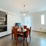 Casa Sorelle Marico