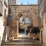 1 Bedroom Gorgeous Apartment In Chiaramonte Gulfi