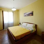 Antonella Houses