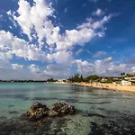 Exclusive Villa In Fontane Bianche - Beahost