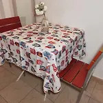 Luxury Sisters House 