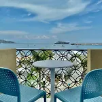 La Finestra Sul Mare Modern Apartment