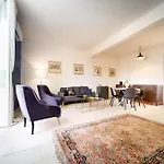 Arco Del Mercato Apartment