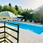 Apartament Junior Suit With Pool Close To Beach