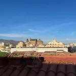 Fraleporte - Maqueda'S Terrace