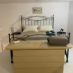 Tommy'S House