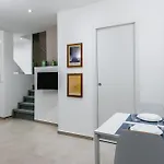 Modern Macha Apartment By Wonderful Italy