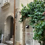 Arystide Jureka House