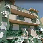 Cloe'S House