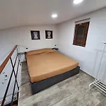 Tapia'S Rooms Big
