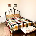Case Vacanza Cipriano Spacious Apartment And Cosy Studio Monolocale