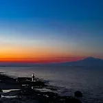 Sicily O'Clock House